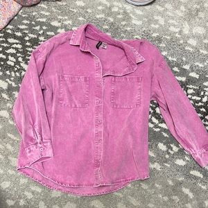 Pink button top